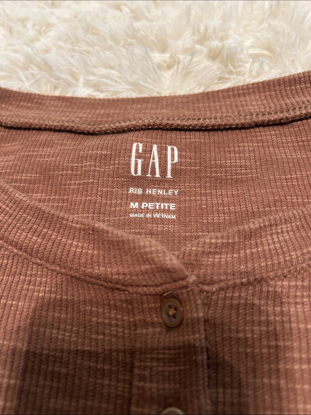 Gap Rip Henley - Picture 3 of 4